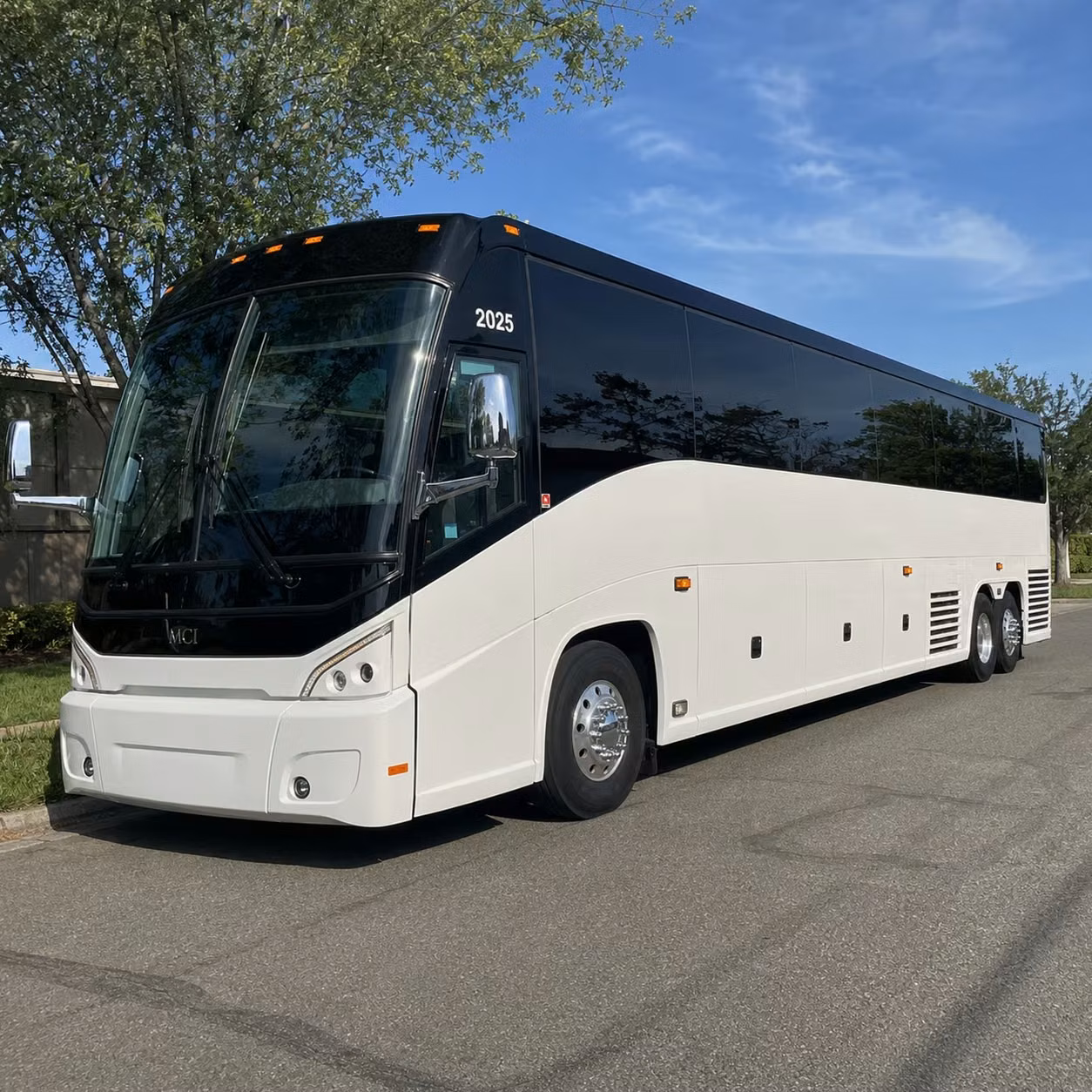 charter buses from torrance to san diego make group travel effortless