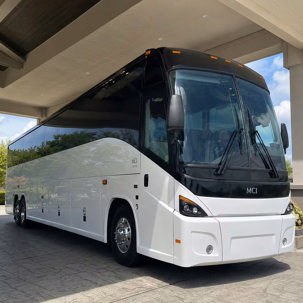 shuttle your torrance team from the south bay to lax and beyond